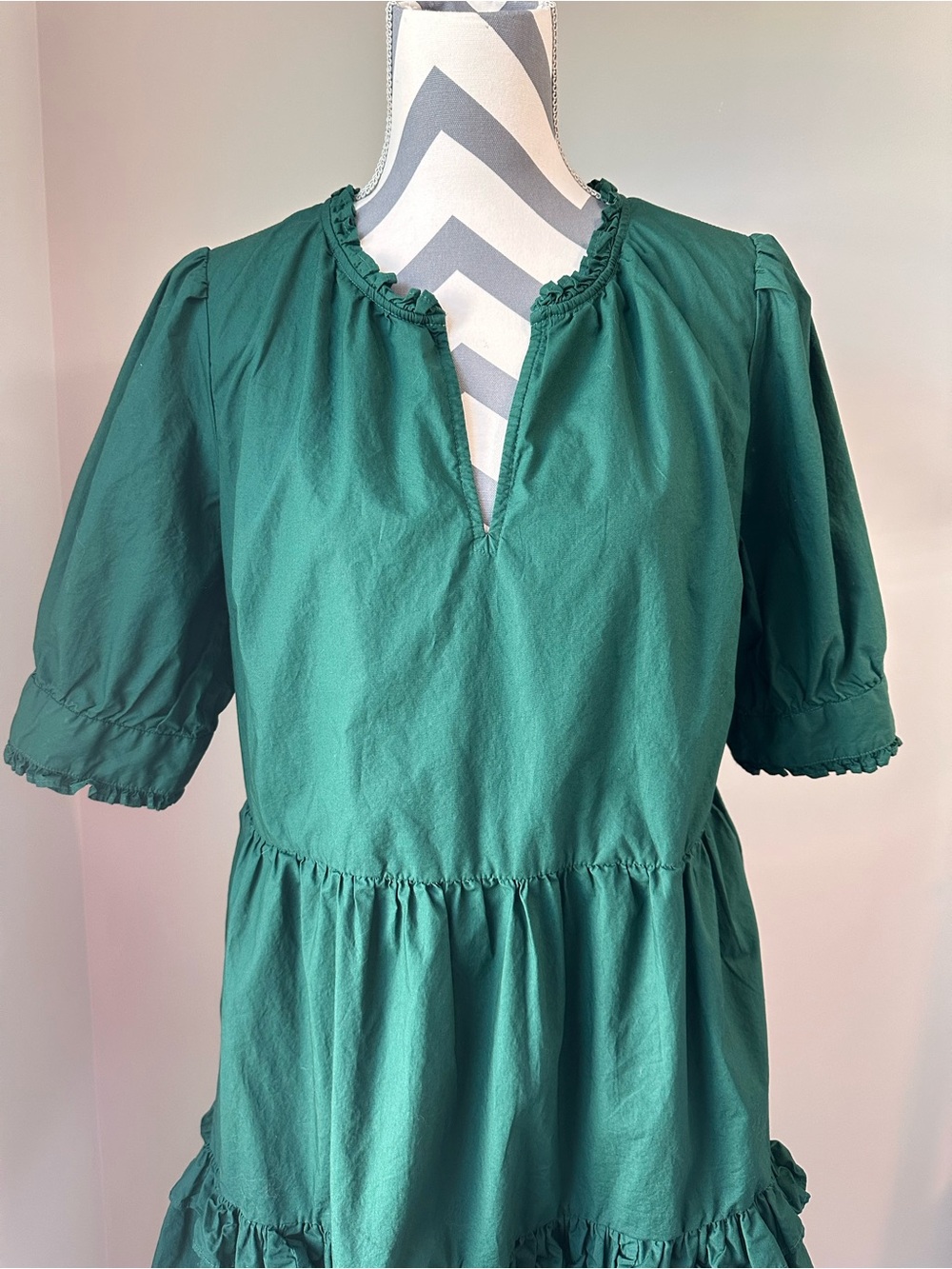 J.Crew Dark Green Cotton Tiered Mini Dress Split Neck Puff Sleeve Ruffle Medium - Picture 4 of 7